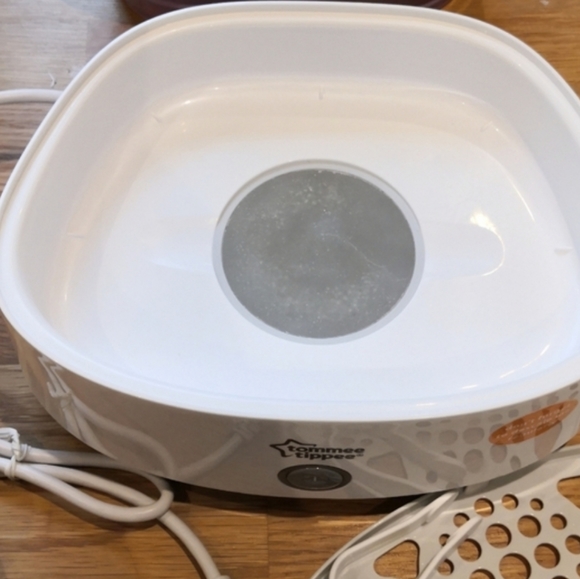 Tommee Tippee Bottle Steam Sterilization - Picture 4 of 4